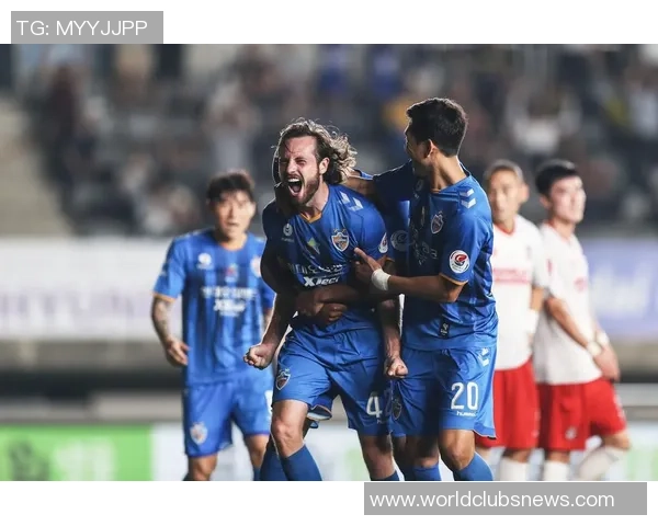 川崎前锋与蔚山现代精彩对决直播全程回顾与分析 川崎前锋与蔚山现代精彩对决直播全程回顾与分析