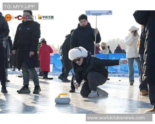 新疆雪豹与黑龙江球队对决展现冰雪运动魅力与团队精神的较量 新疆雪豹与黑龙江球队对决展现冰雪运动魅力与团队精神的较量